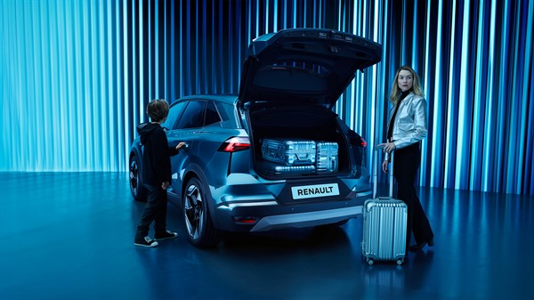 motorized tailgate Renault Symbioz full hybrid E-Tech