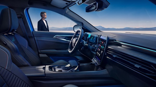 Renault Rafale full hybrid E-Tech - carpet
