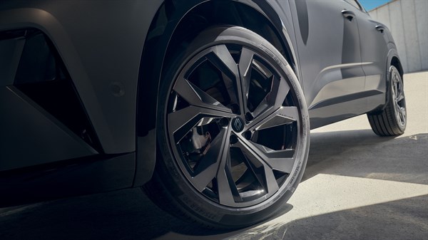 daytona alloy wheel rims - Renault Austral E-Tech full hybrid