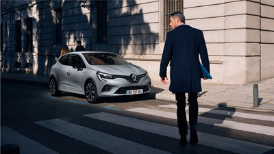 Renault CLIO E-TECH HYBRID