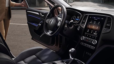 Megane Sedan interior Techno-cockpit