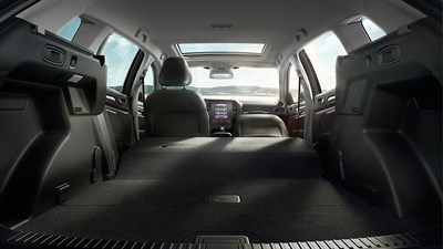 Renault MEGANE Estate - Habitacle modulable - Banquette arrière et siège avant rabattus