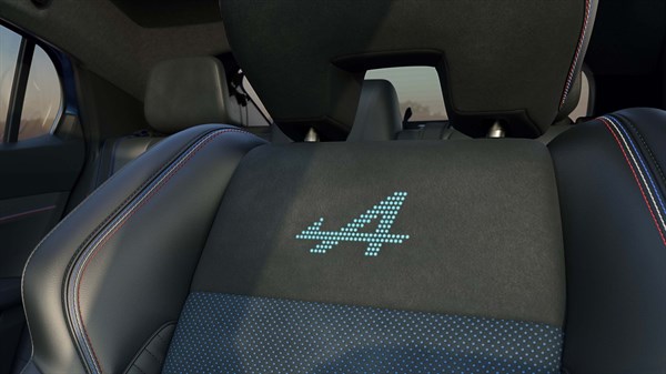 Renault Rafale full hybrid E-Tech - interior design 
