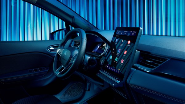 Renault Symbioz full hybrid E-Tech - connected driving experience