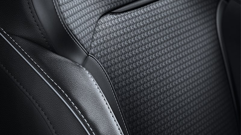 Renault MEGANE Estate - zoom siège en cuir noir et surpiqûres grises